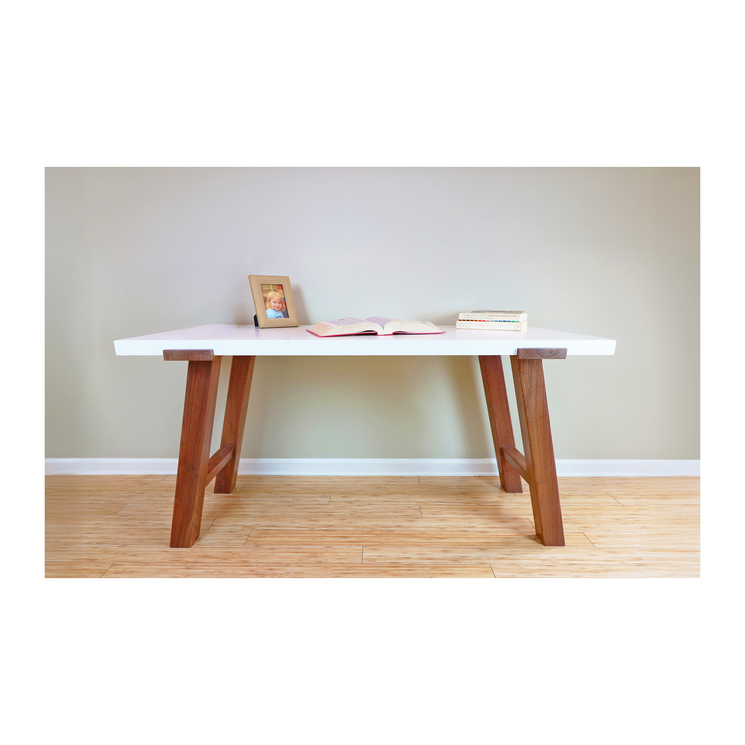 Pulten.1 Solid Wood Desk 60″